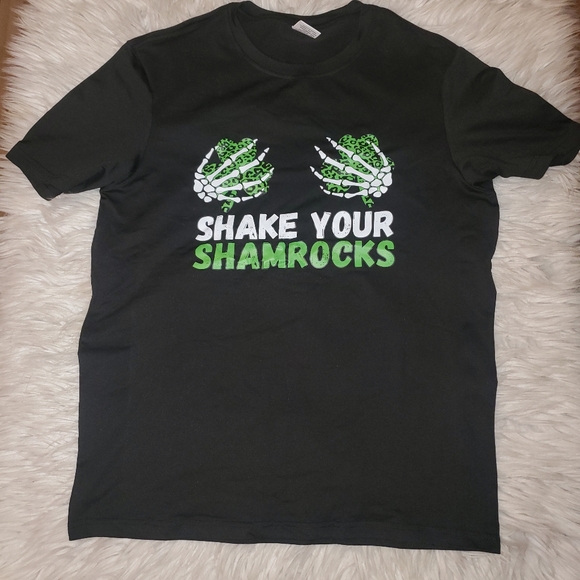 Shake Your Shamrocks Tee - Picture 3 of 6
